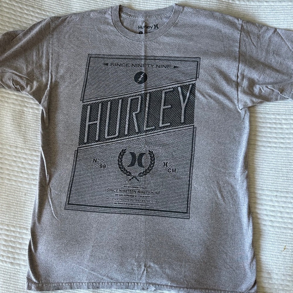 Hurley Graphic Tee (size large)